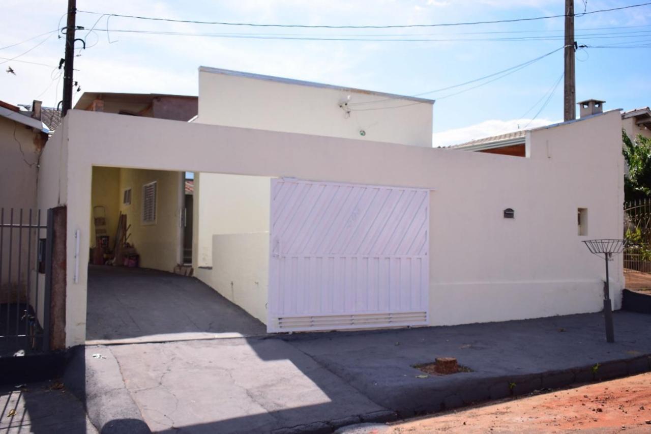 Casa Temporada Em Olimpia To Nem Ai Villa Exterior photo